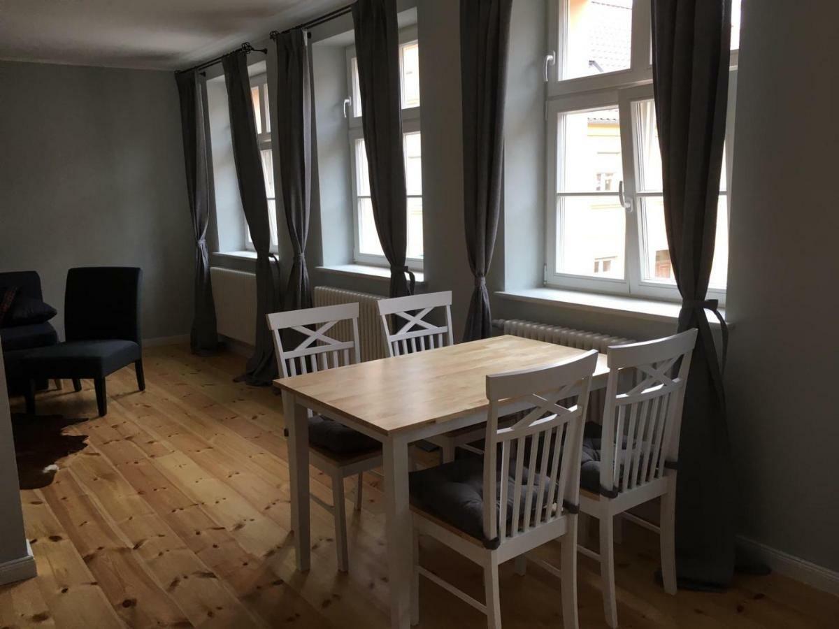 Altstadt-Ferienwohnungen Neuruppin Extérieur photo